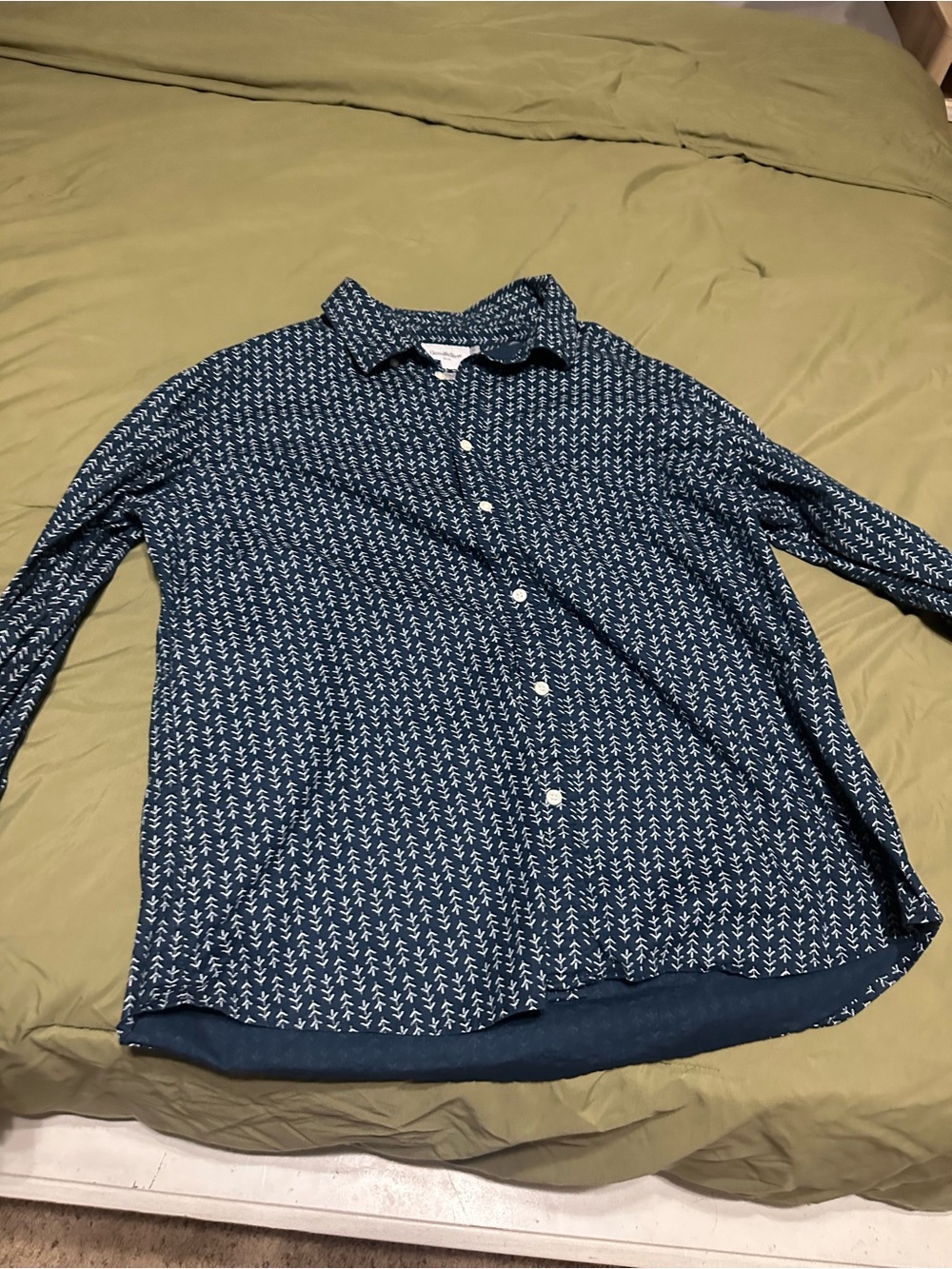 Men's Goodfellow Long-Sleeve Button-Up Shirt